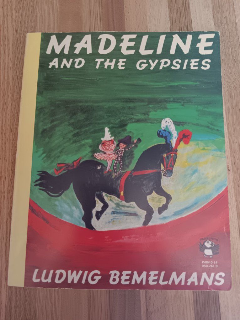 Madeline and the Gypsies by Ludwig Bemelmans - Picture Puffin Children's Book