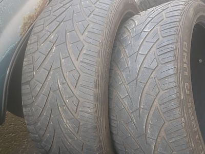 (2) General Grabber UHP 305/40R23