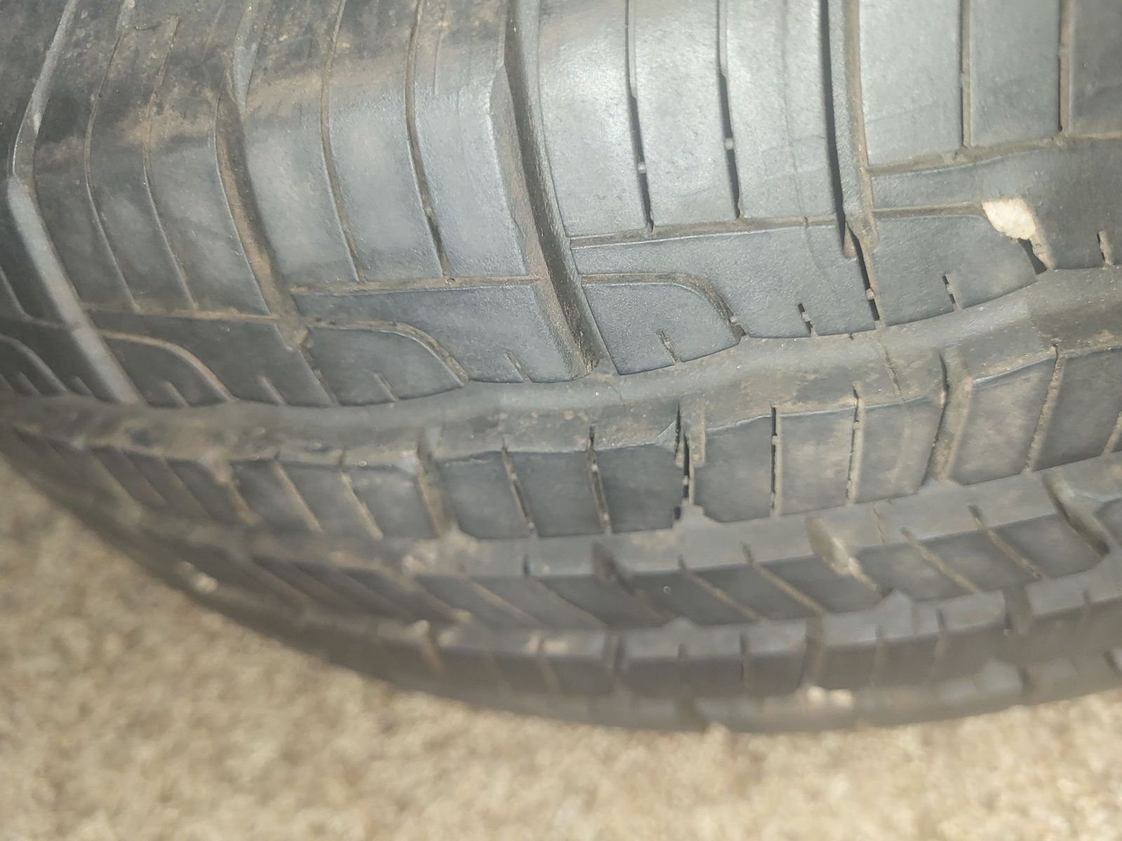 2 Goodyear Reliant all season tires 215 70 R15