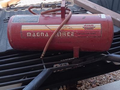 SMC Magna Force Portable Air Tank - Red, Used