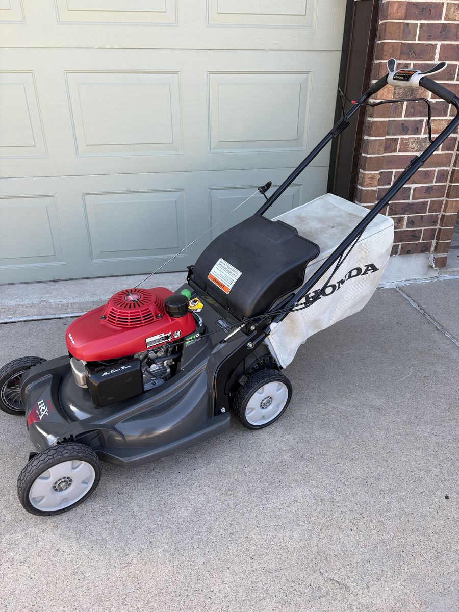 Honda HRX217 GCV190 Variable Speed Lawn Mower - Excellent & Reliable Machine