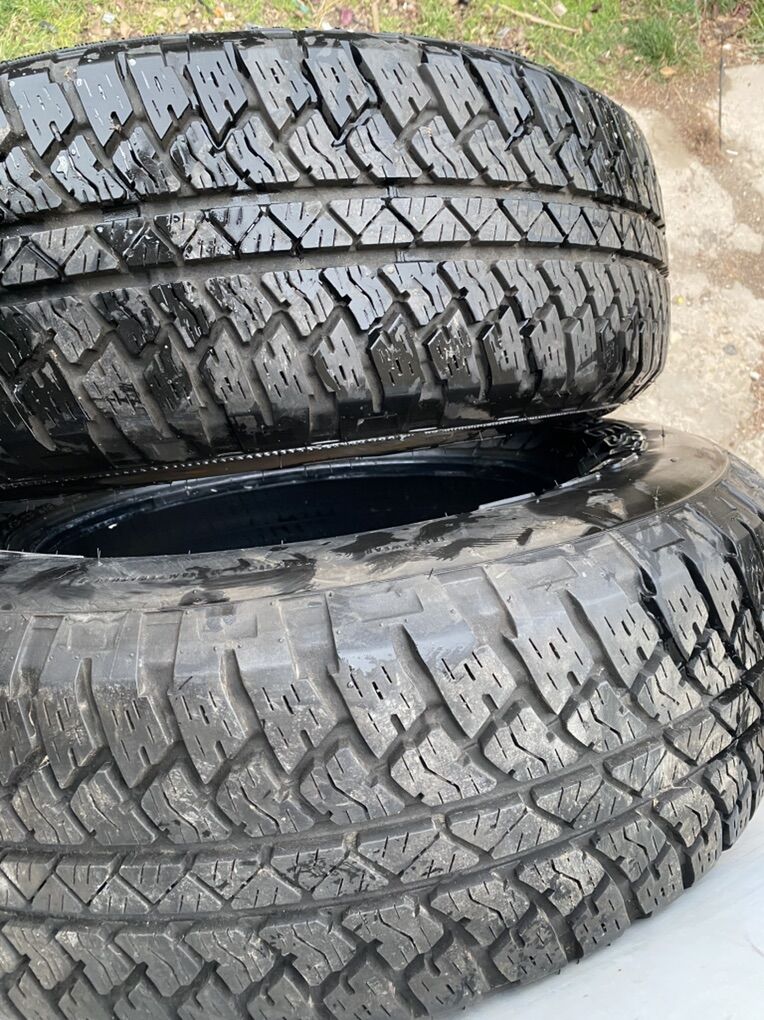 P255/70R18 Bridgestone DUELER A/T