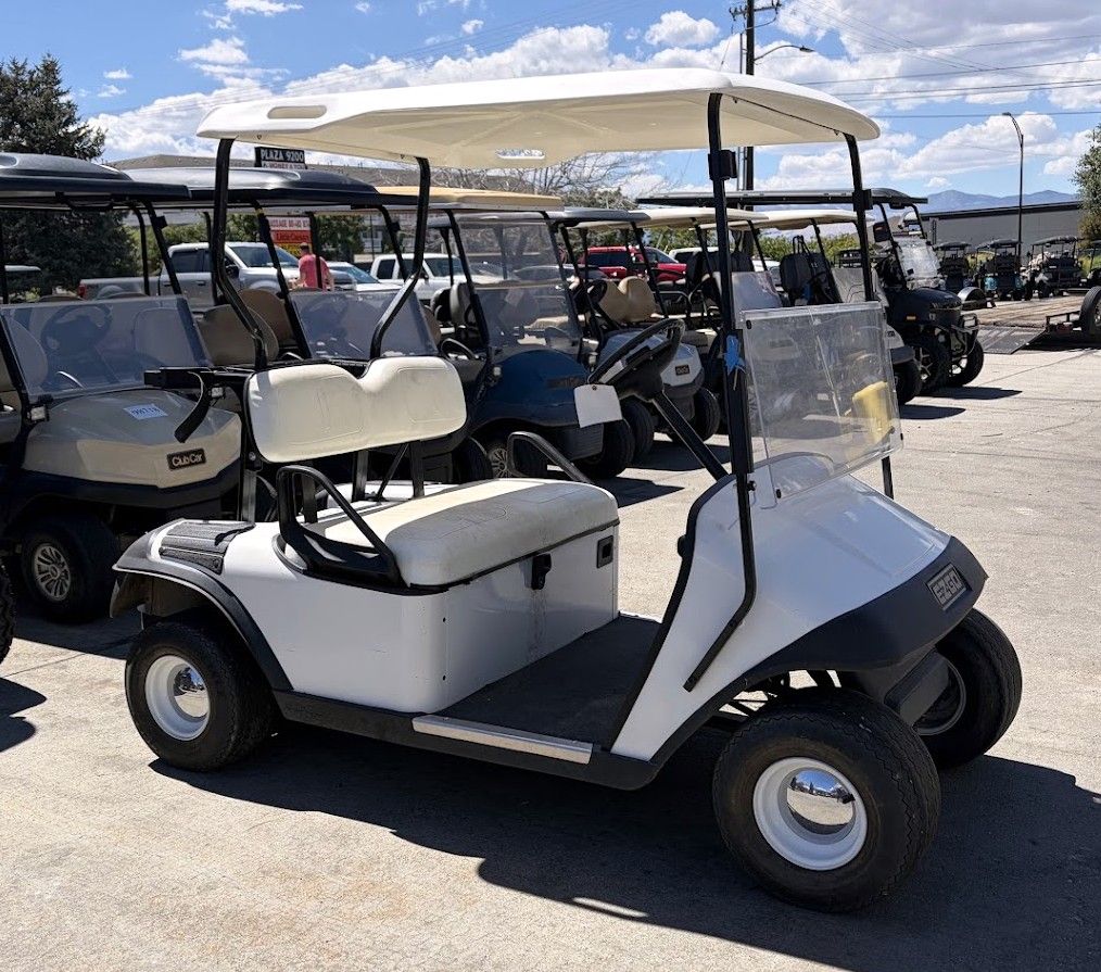 Rock-Solid Project Starter: 1996 E-Z-GO Medalist Electric Cart – $895 (AS-IS)