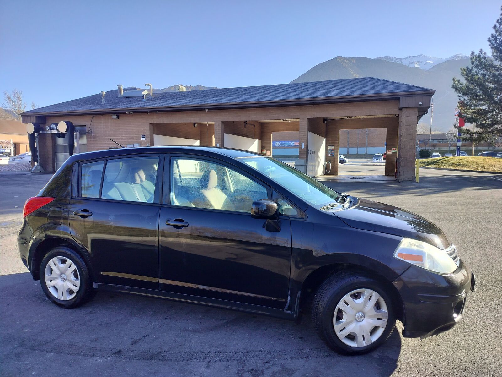 2011 Nissan Versa 1.8 S