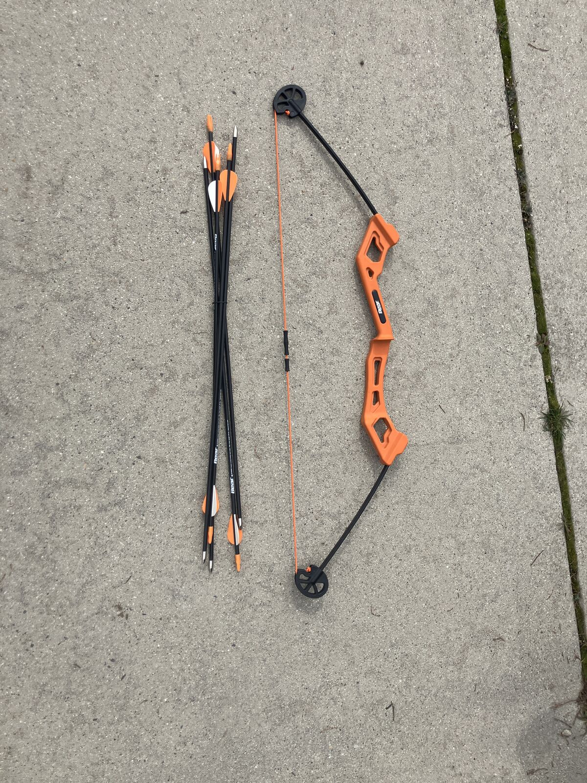 Kids bow & arrow set