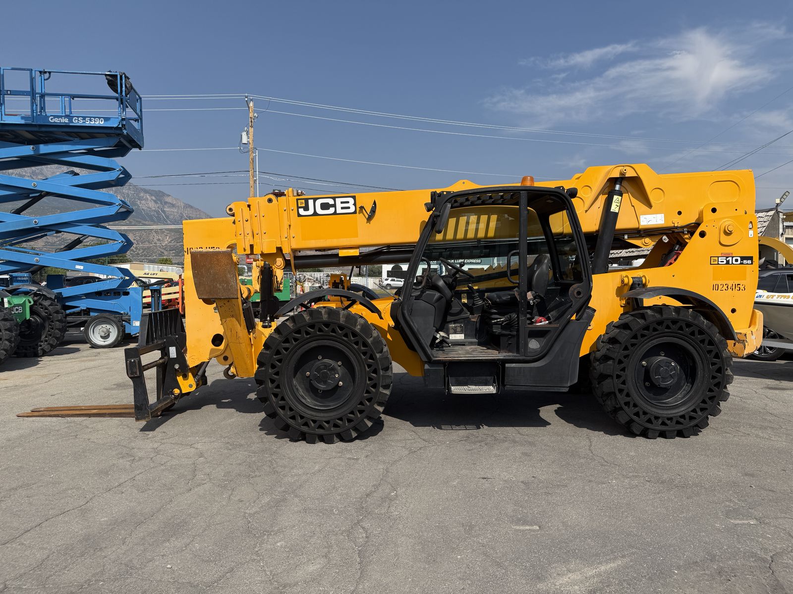 Used Telehandler Forklift 2018 JCB 510-56 4x4x4 10,000 LB 56'