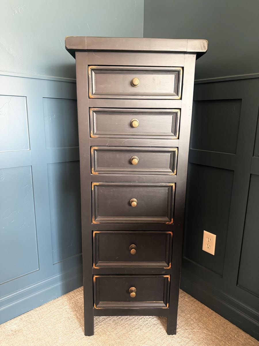 Beautiful 6 Drawer Lingerie Dresser