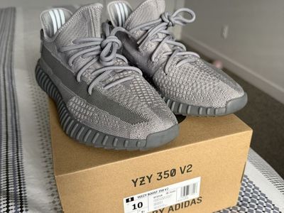 Adidas Yeezy 350 V2 Shoes