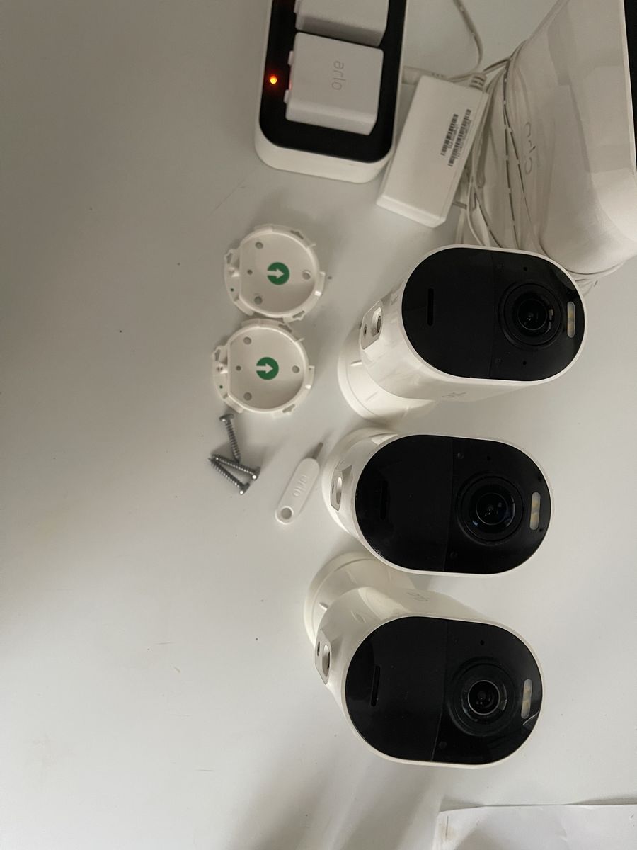 4k Arlo security cameras