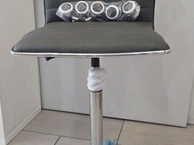 Brand new office chair