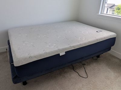 Queen Memory Foam Mattress with Adjustable Base