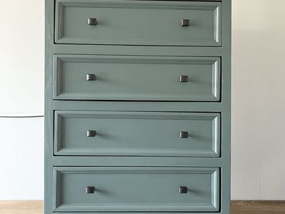 Stunning Refinished Solid Wood 5 Drawer Dresser