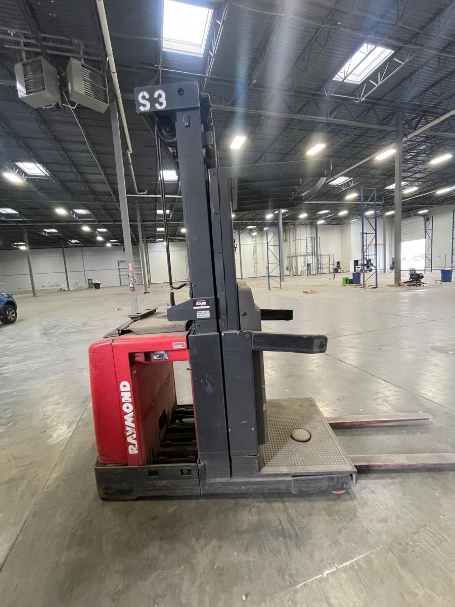 Raymond EAS1-OPC30TT Electric Standing Forklift - 3000lb Capacity