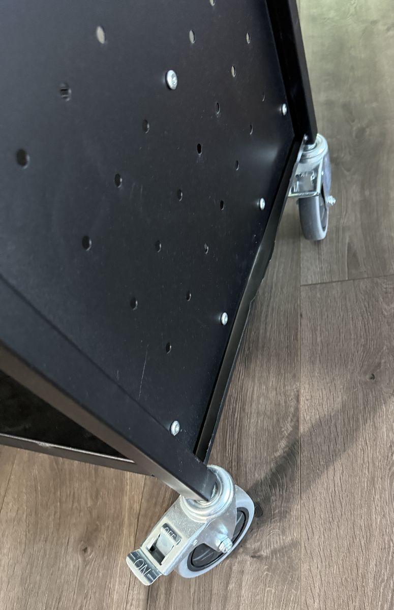 Main image 2