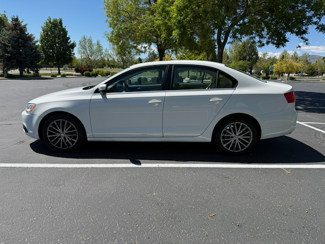 2013 Volkswagen Jetta SEL PZEV
