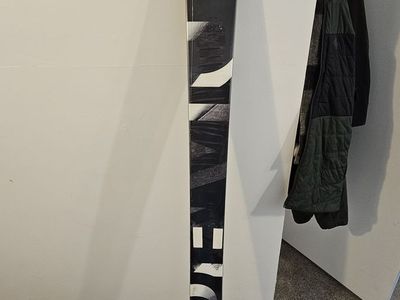 *BRAND NEW* *IN PLASTIC* Black Diamond Impulse 98 Skis - 175cm