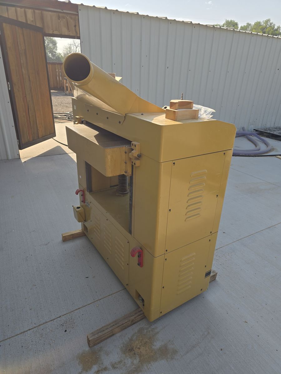 Main image 4