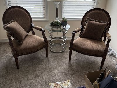 Arm Chairs, accent chairs