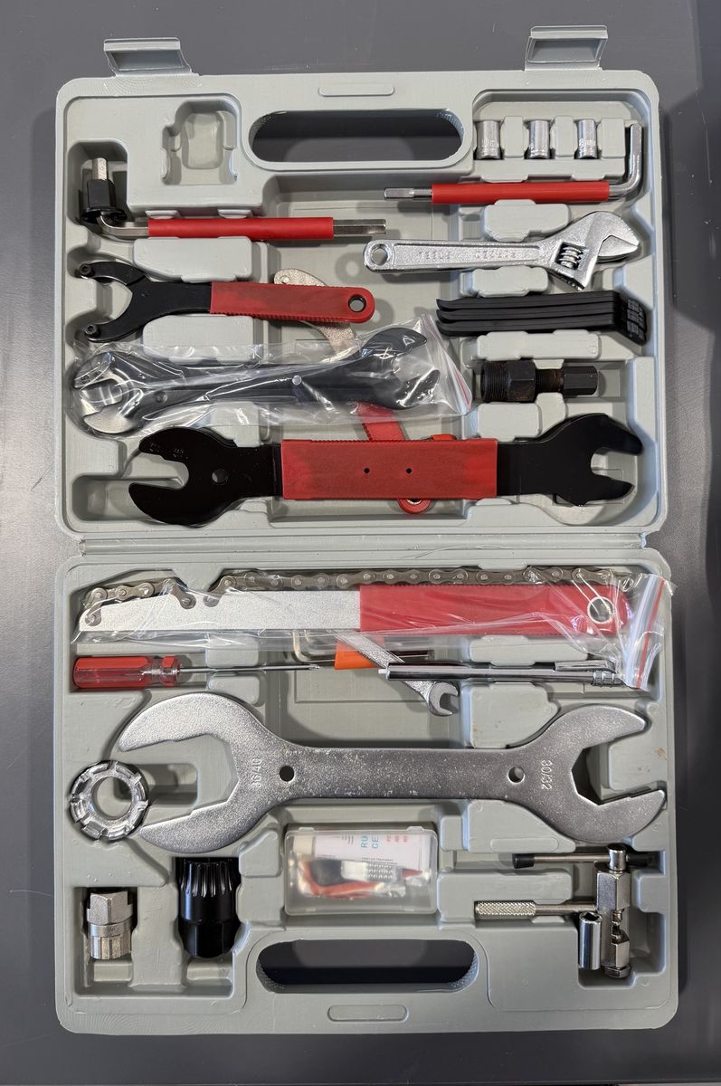Unused Bicycle Repair Tool Kit – All Major Tools Present