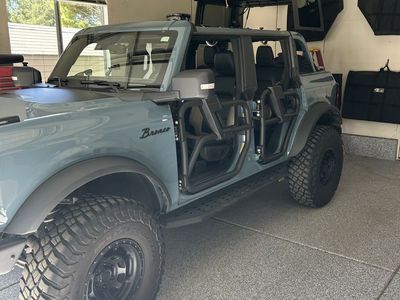 Ford Bronco bikini top 4 door