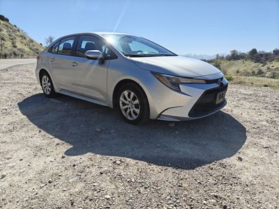 Toyota Corolla Sedan - Silver