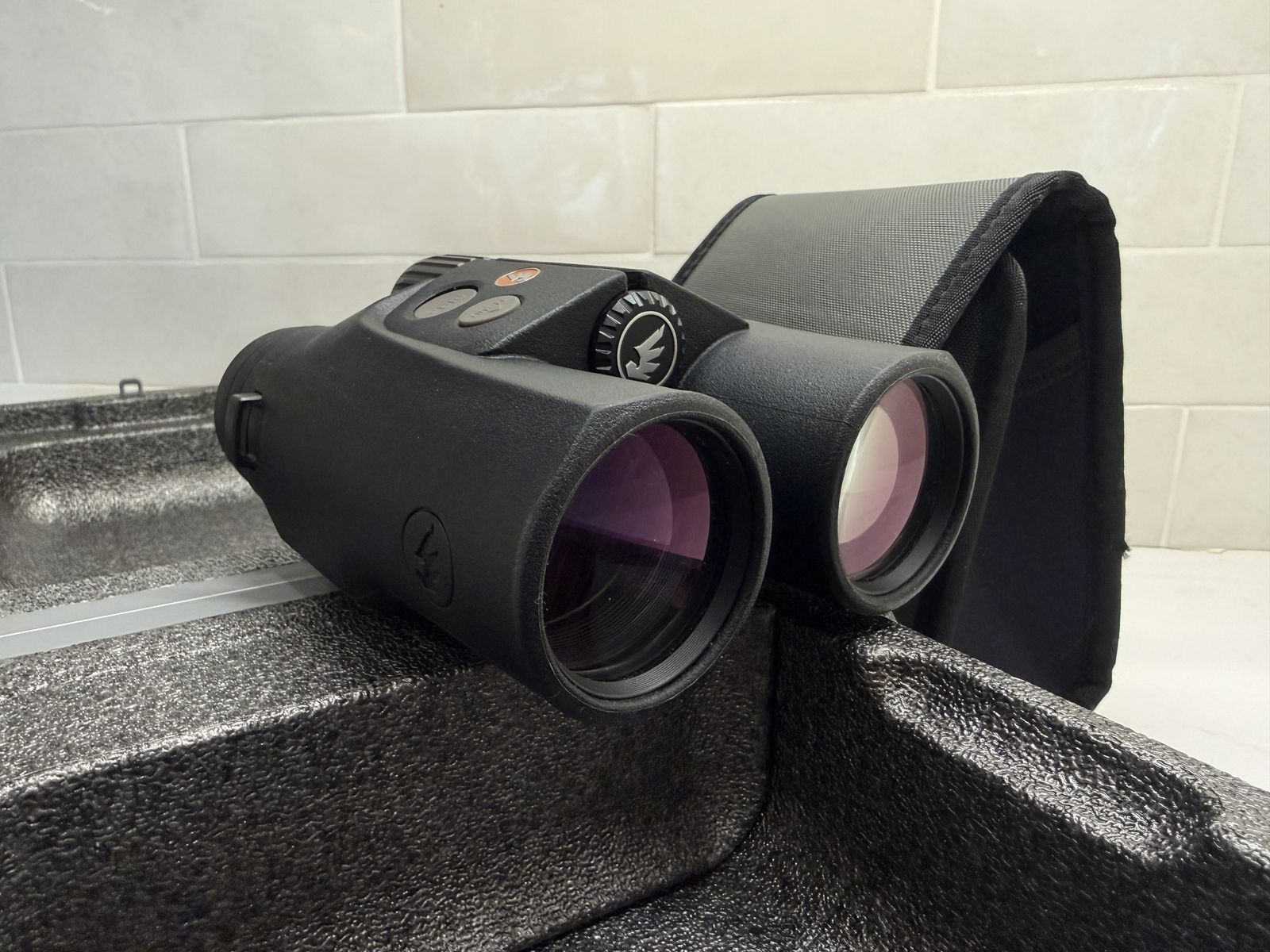 Revic Acura BLR10b rangefinder Bino