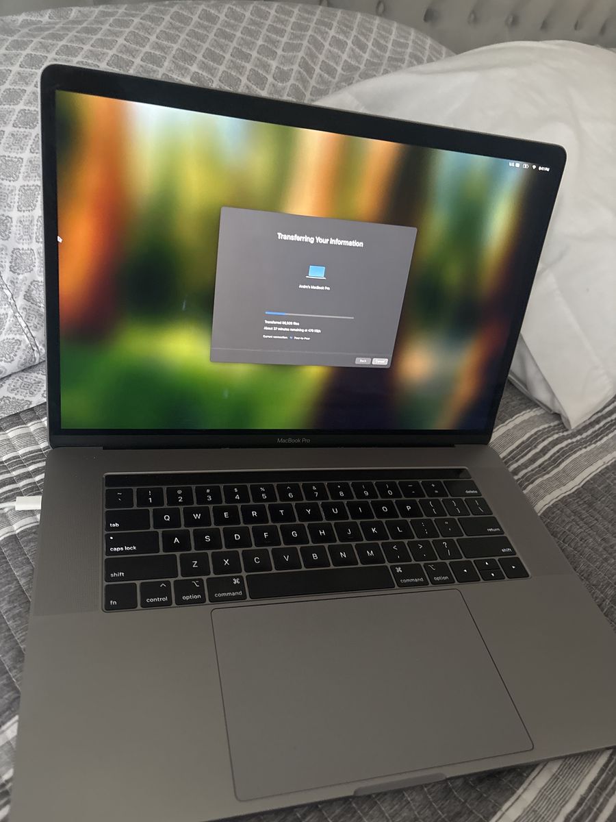 macbook Pro 16g 15inches