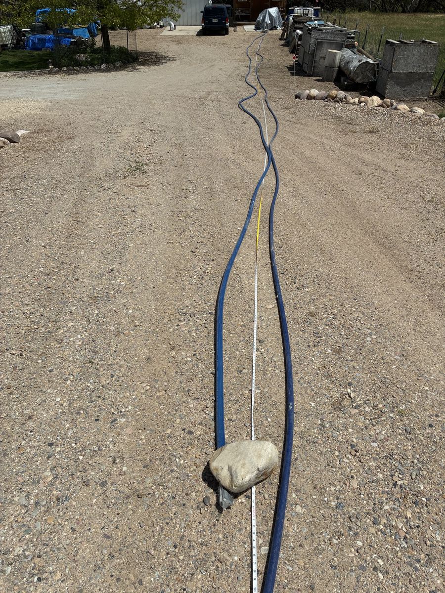 110 feet ofVanguard Cruiser HDPE 1 1/4" CTS-OD Tubing 200 PSI @ 73F