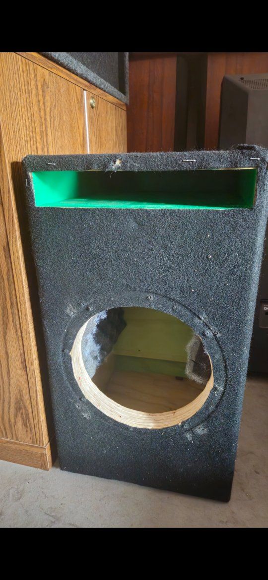 32 hz Birch Double Baffle Enclosure 10"
