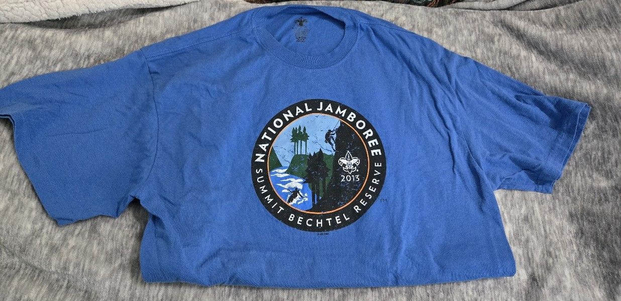 2013 Light blue tee XL