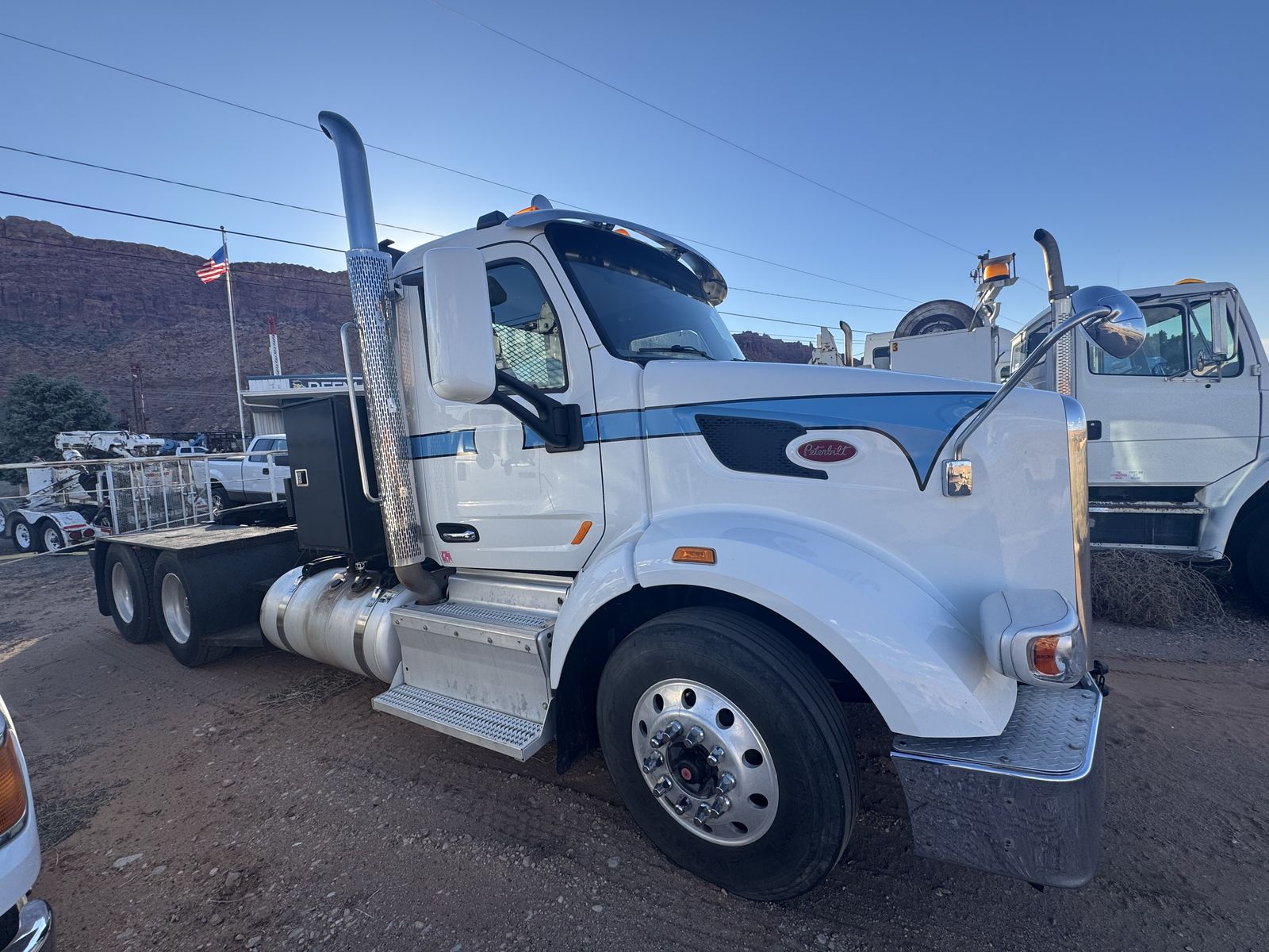 2016 Peterbilt 567 Winch Truck