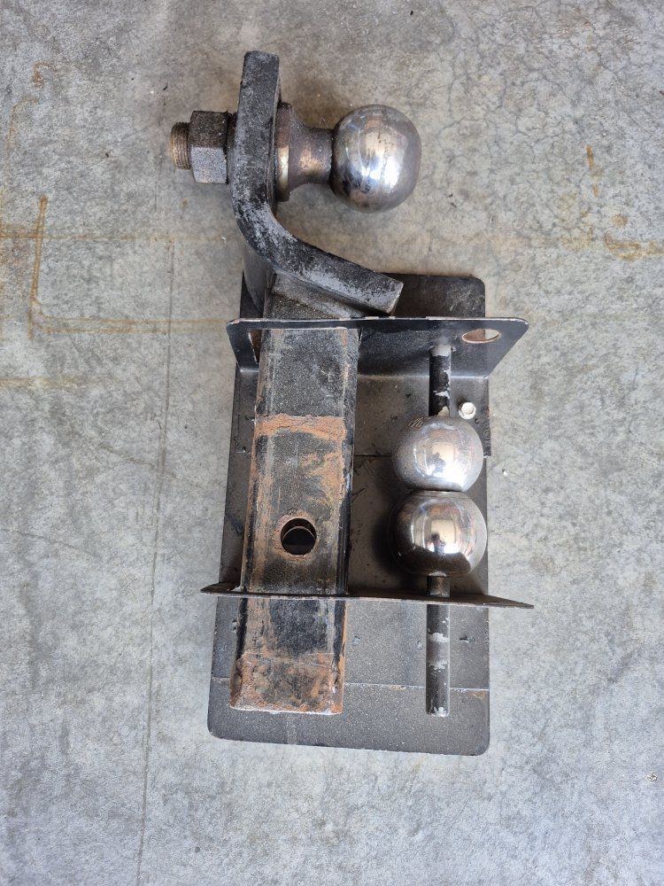 Heavy Duty Trailer Hitch Receiver with Ball Mount Assembly