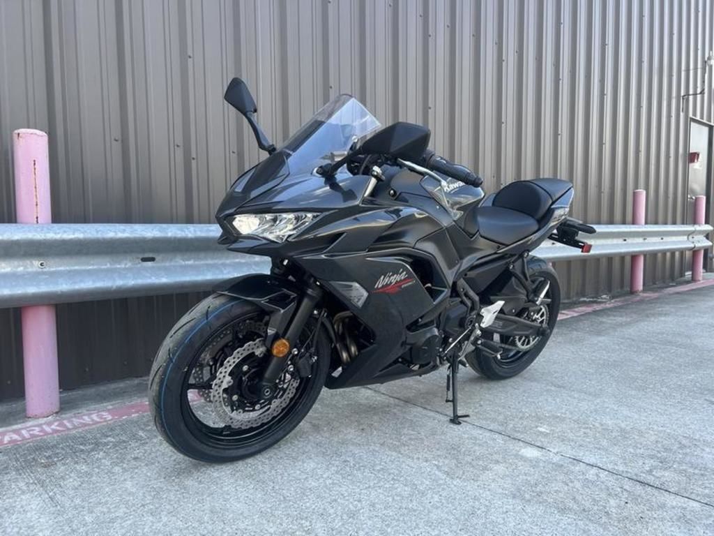 2026 Kawasaki Ninja® 650 ABS