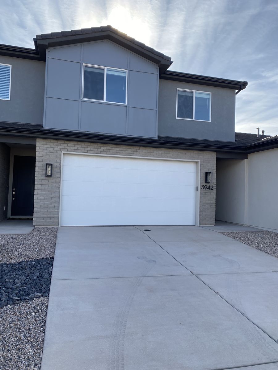 Washington townhouse for rent.