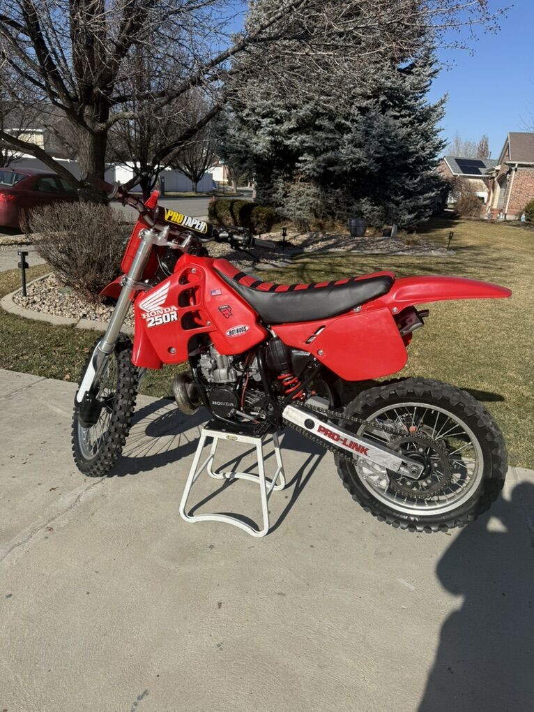 1989 CR250R 2stroke, FMF Pipe