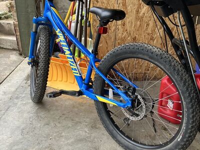24 Specialized Riprock 24 Youth Mountain Bike