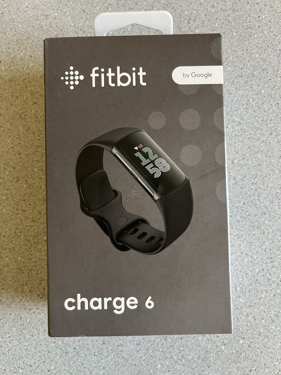 Brand New Fitbit Charge 6 Fitness Tracker with Black Case & Obsidian Band