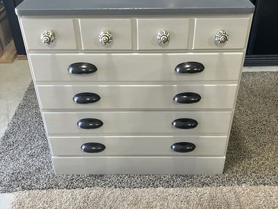 Two-tone Gray Painted Solid Wood 3 Drawer Dresser
