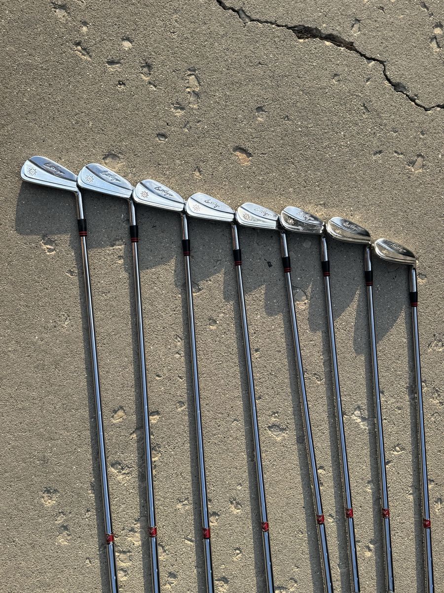 Vintage Ben Hogan Radial Forged Iron Golf Club Set (8 Clubs)