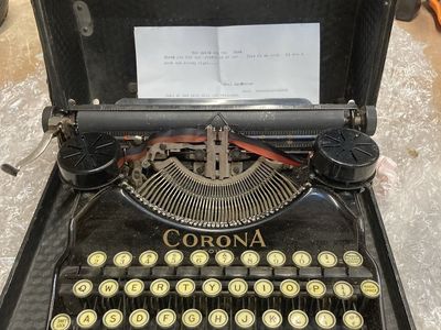Vintage Corona Four Portable Typewriter w/ Case - 1920s-1930s Fully Functional Classic