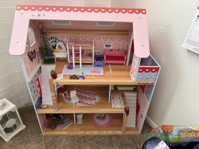 Doll house