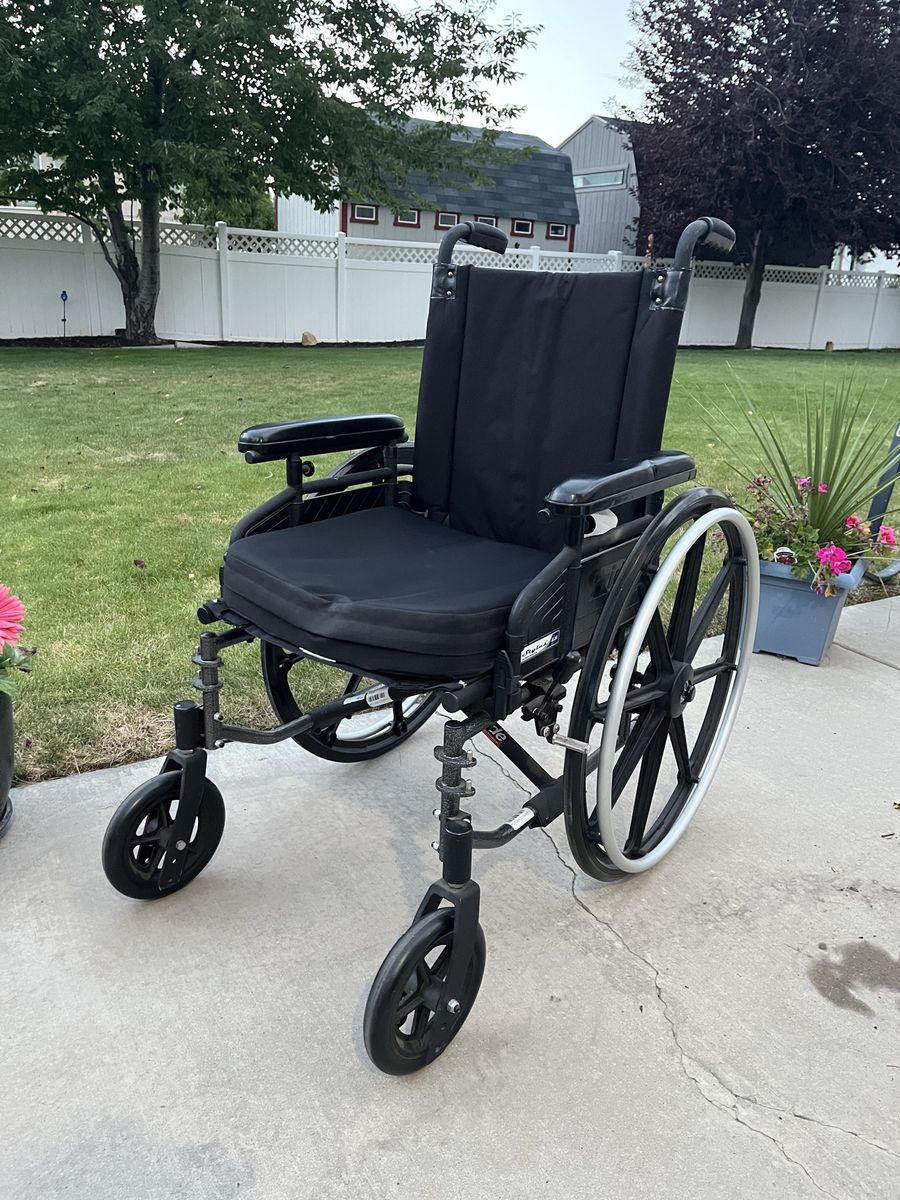 Manual Folding Wheelchair-Pride Stylus Black w/ Cushion