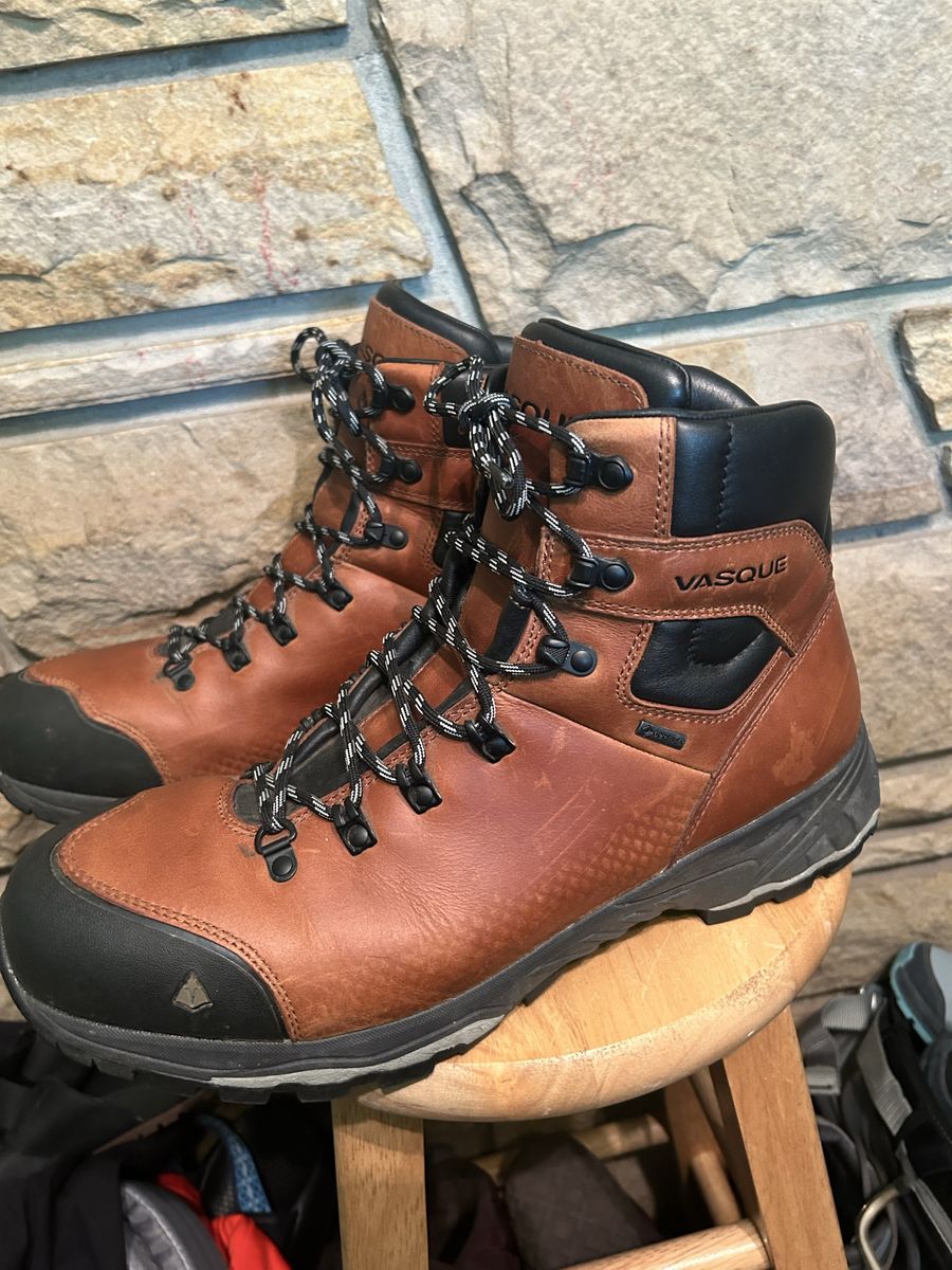 Men’s Vasque St. Elias GTX (GoreTex) Hiking Boots / Mens 14M / Brown