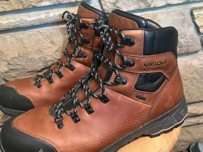 Men’s Vasque St. Elias GTX (GoreTex) Hiking Boots / Mens 14M / Brown