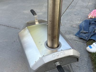 Wood fired pizza oven