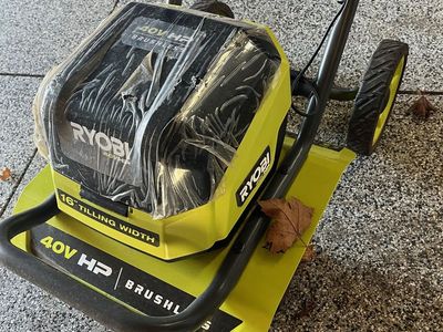 Ryobi tiller 40V HP Brushless WHISPER SERIES 16" Front Tine Tiller Kit