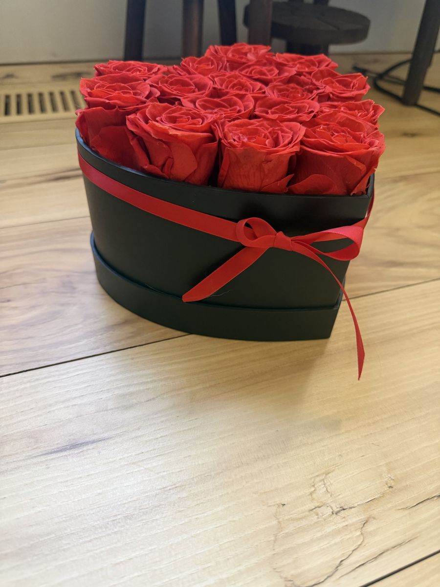 Everlasting Red Roses in Heart-Shaped Box - Preserved Floral Arrangement