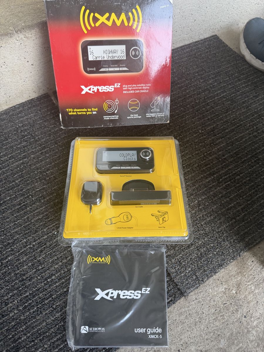 XM Xpress EZ Plug and Play Satellite Radio Receiver Kit with Car Cradle