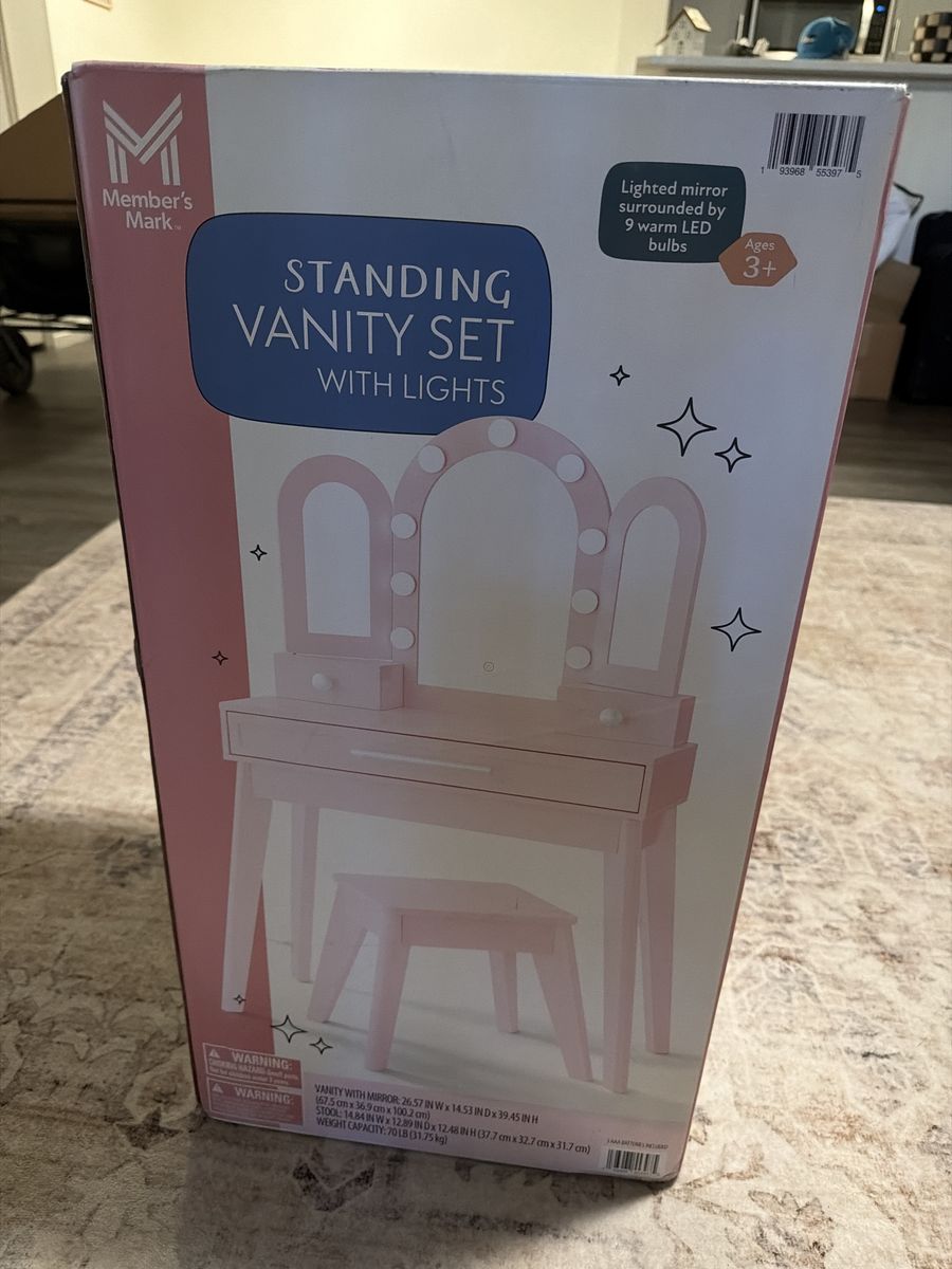 Standing vanity set