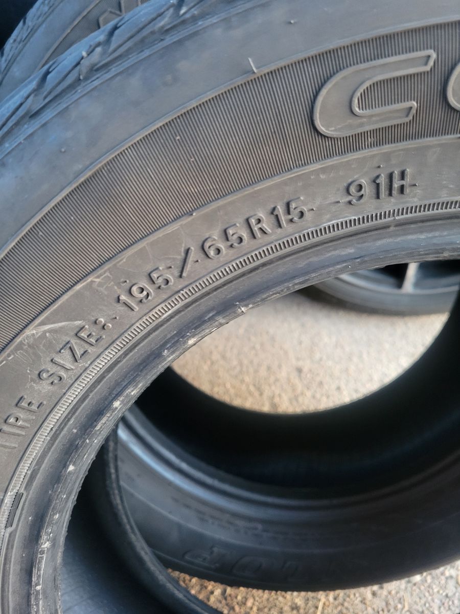Dunlop tires 195/65R15